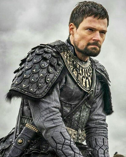 Данил Козловский на съемках сериала: "Викинги"