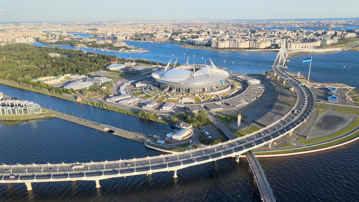 Питер крестовский остров