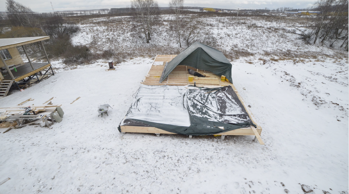 Временный тент для защиты утеплителя