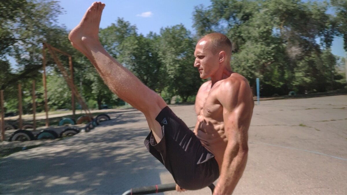 забытое упражнение. лоласана поза в йоге. жим тейта на трицепс. жим свенда лежа. тяга гири сумо.