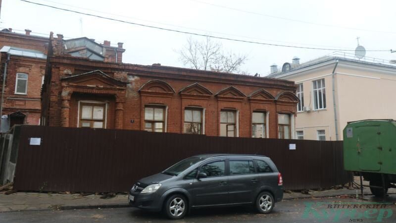 2020 год. Улица Чехова, 7. Фото: Сергей Мартинович