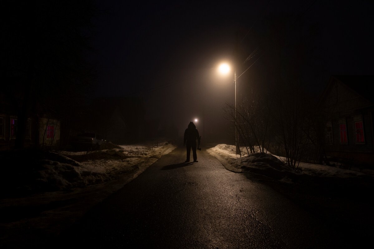 Все персонажи являются вымышленными и любое совпадение с реально живущими или когда-либо жившими людьми случайно :)