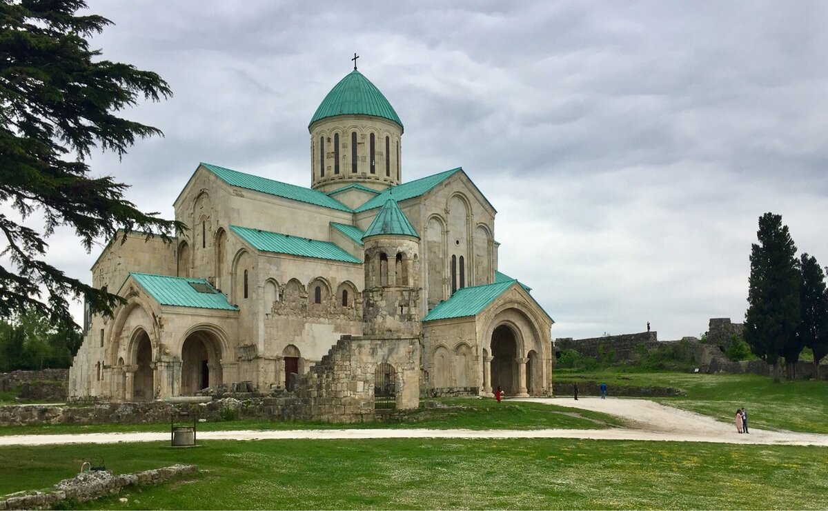 Кутаиси Баграти монастырь Грузия