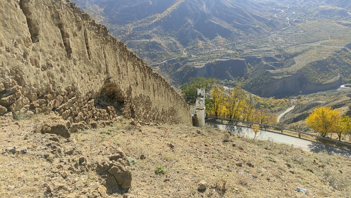 Вид со смотровой на Шамилевские ворота