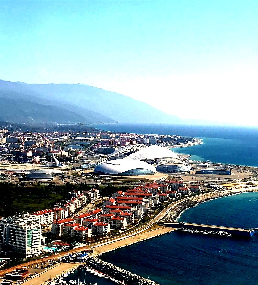 Имеретинская низменность сириус сочи. Адлер нижнеимеретинская бухта. Имеретинская низменность олимпийский парк. Сириус сочи имеретинская бухта. Сириус сочи имеретинский курорт.