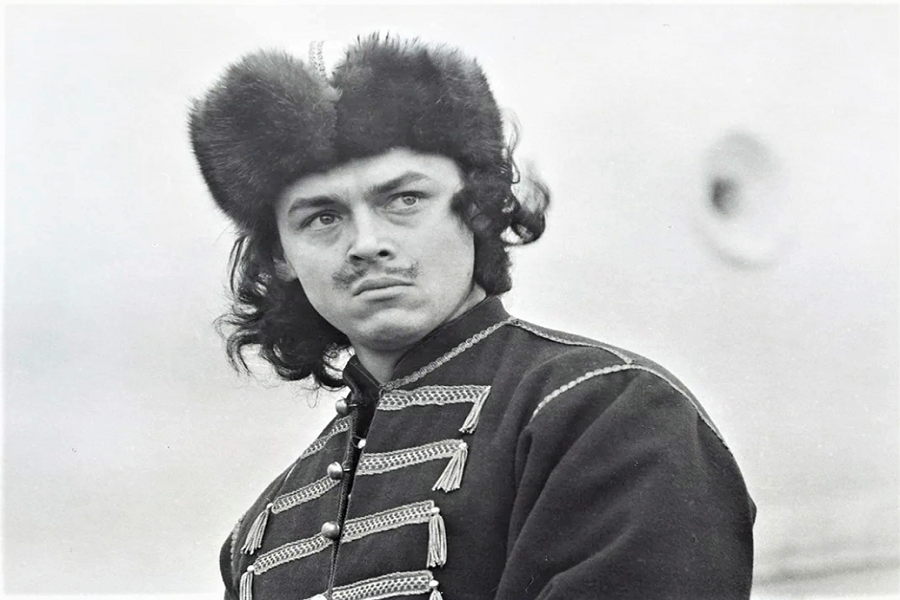 Петр I (Художественный фильм "Россия молодая" 1982г.)