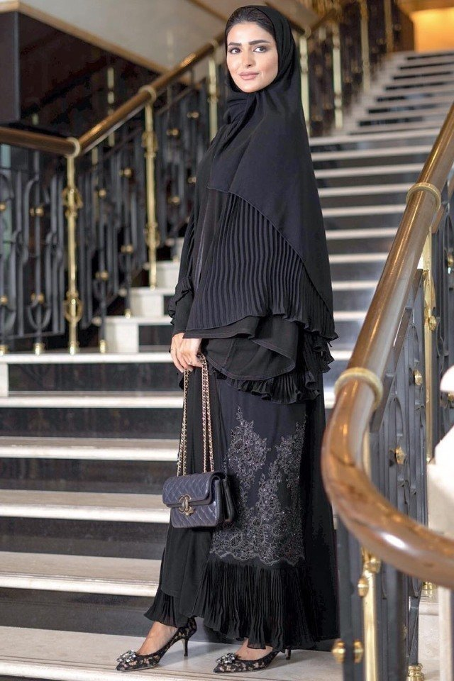 Мусульманская женская одежда: абайя и кафтан (30 фото)