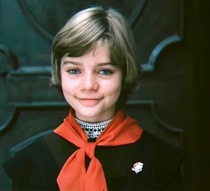 Алиса Селезнёва. Источник - https://shkolazhizni.ru/