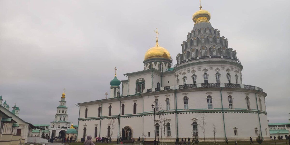 Создатели воскресенского собора в подмосковной истре повторяя план