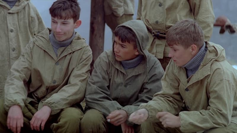 Время подонков борисов. Время сволочей. Время сволочей. Сволочи фильм 2006 кирилл емельянов. Сволочи фильм 2006 в хорошем качестве.