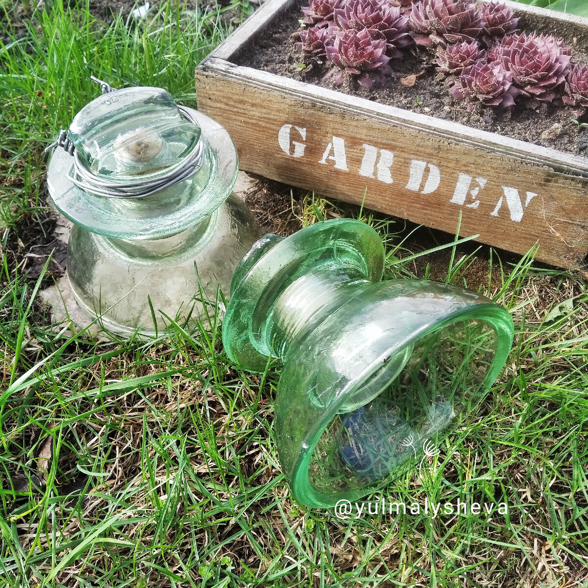 Найденные мною стеклянные советские изоляторы 