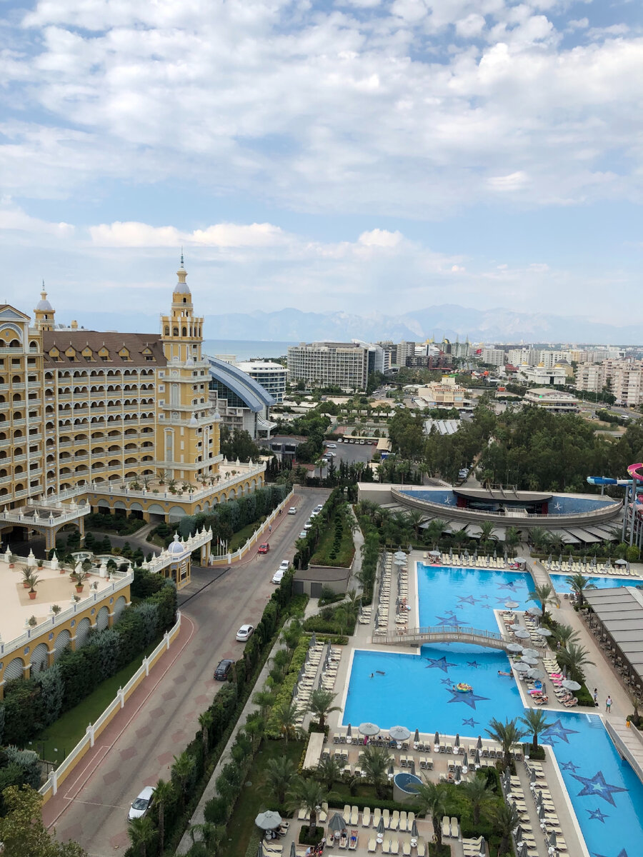 Район Лара, панорамное фото из отеля Royal Seginus Lara 5^