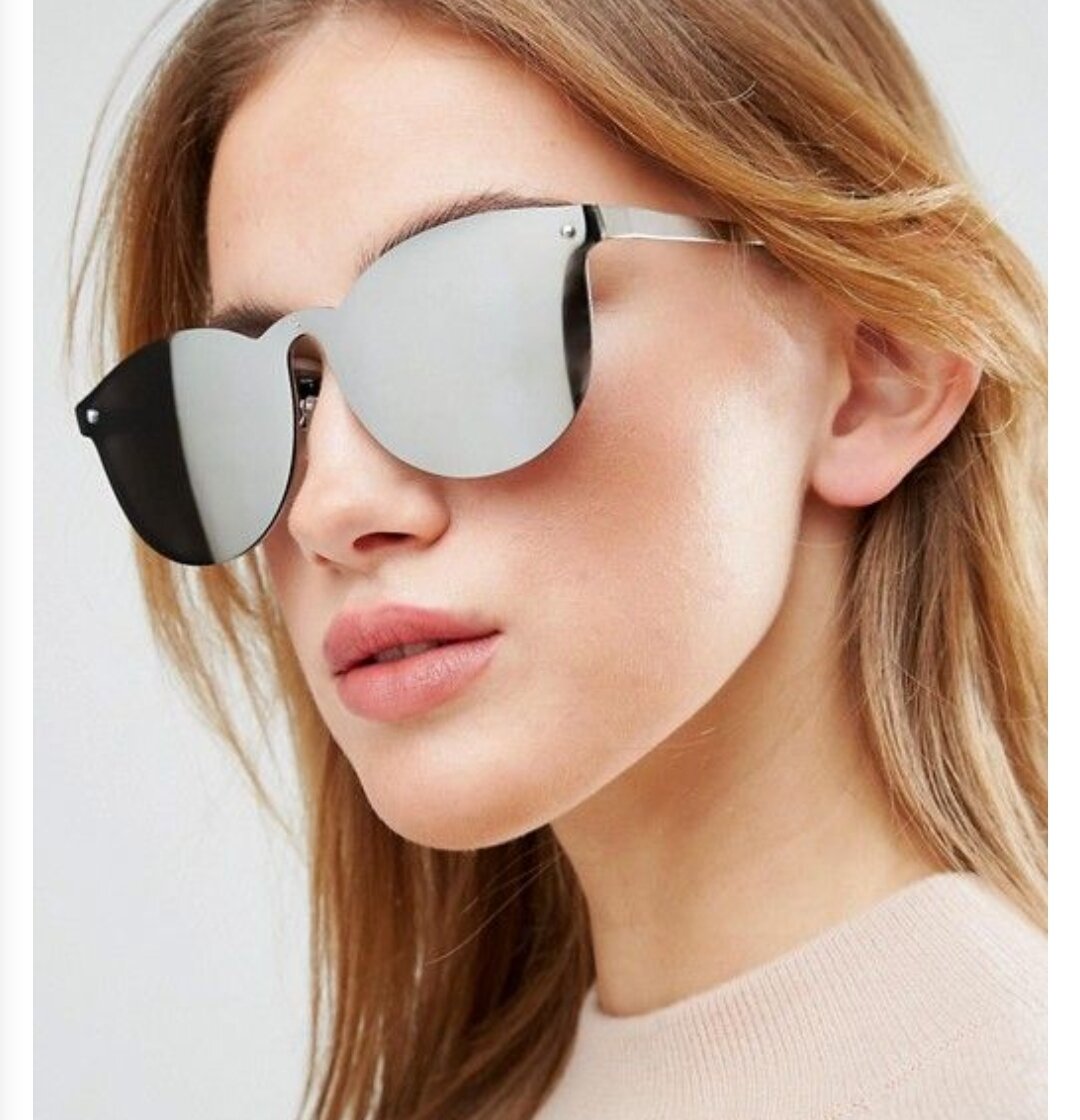 Трендовые очки 2022 солнцезащитные женские в виде