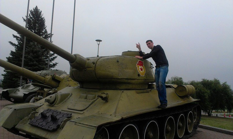 Донецк, 2016. Семён Кривенко-Адамов ©