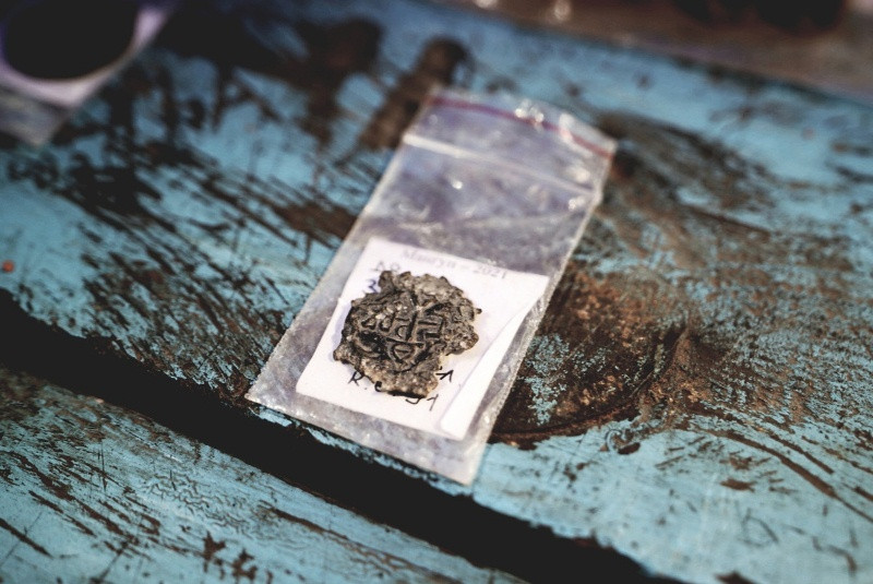 Ещё несколько печатей, найденных археологами, не уцелели.                       Фото: cfuv.ru