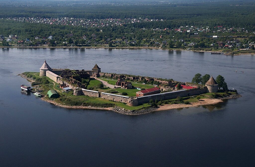 Шлиссельбург фото города сверху