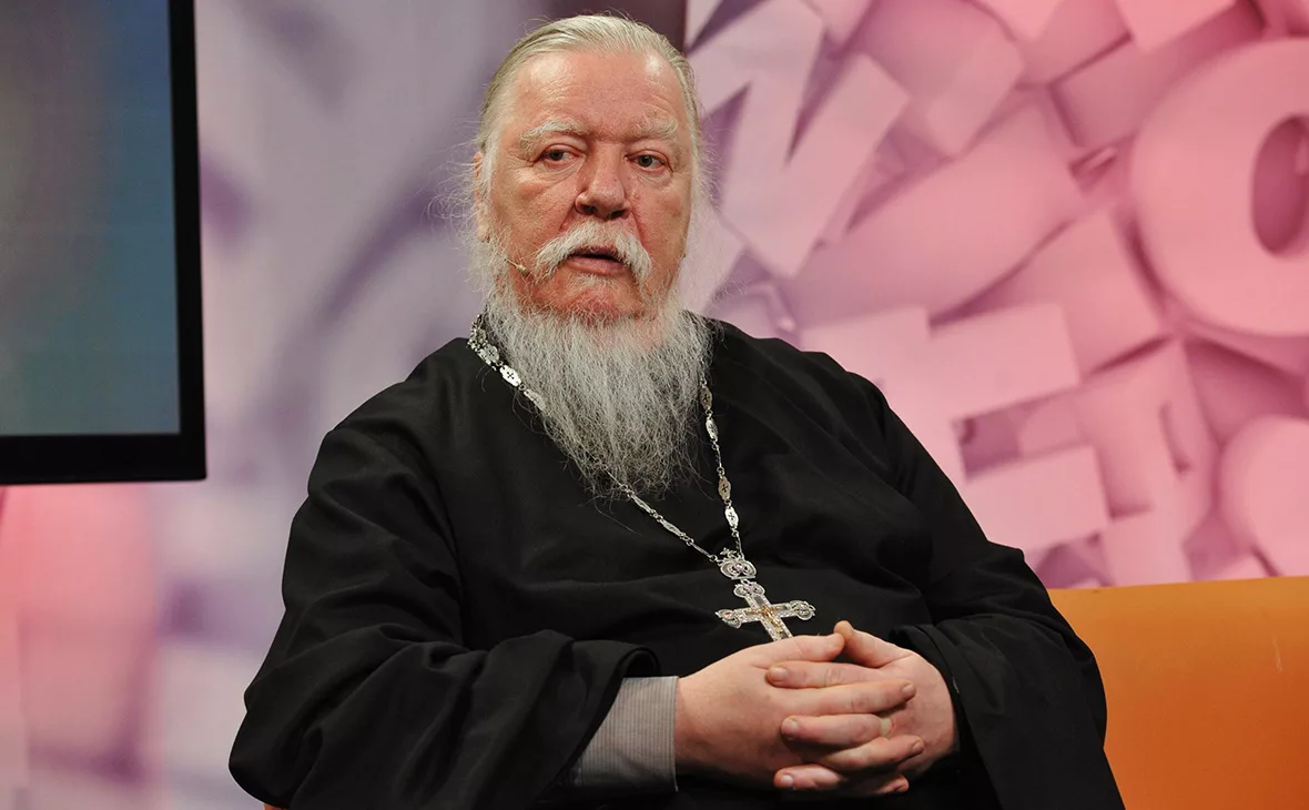 Священнослужитель Дмитрий Смирнов 