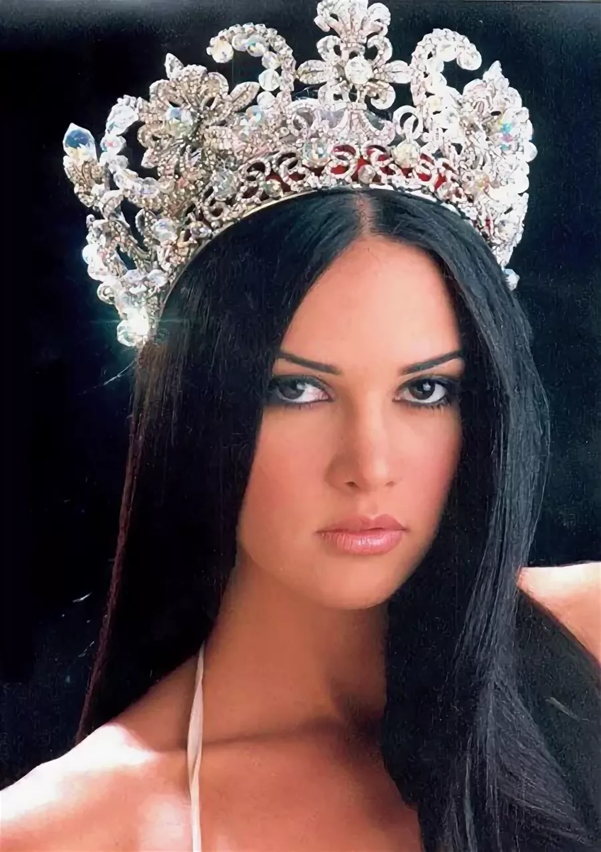 https://www.peoples.ru/art/fashion/mannequin/monica_spear/spear_7.jpg