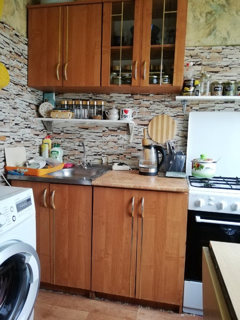 моя старая кухня до(фото конечно не очень)