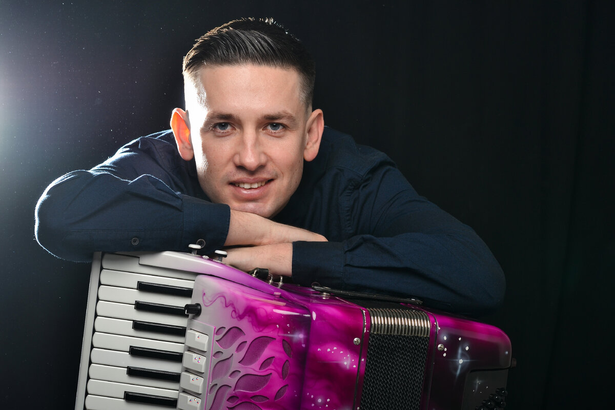 Александр Поелуев 