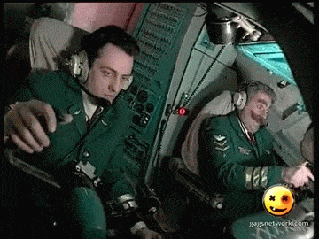 С таким рулевым только успевай принимать для храбрости