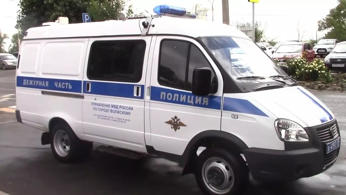 Воришку автомобильных колпаков поймали в Волжском | НовостиВолгограда.ру |  Дзен