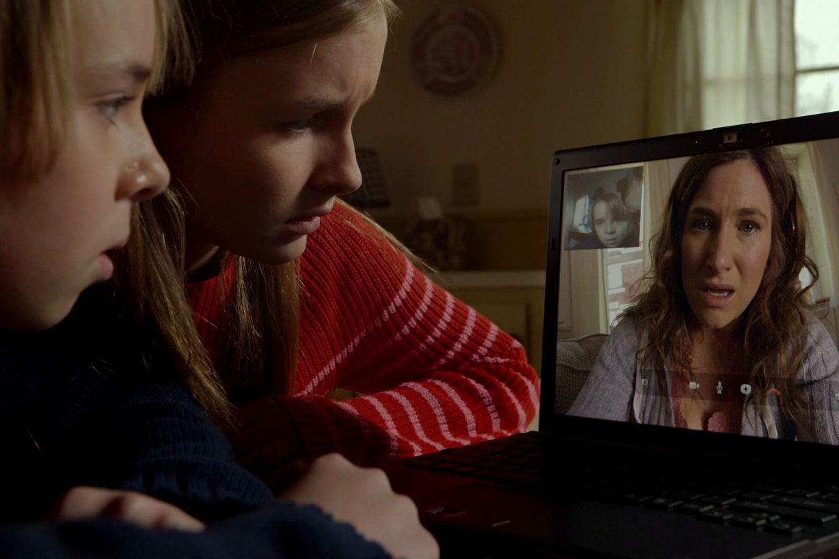 визит фильм ужасов 2015. визит фильм ужасов 2015. дианна данаган визит. шьямалан в фильме визит. визит фильм ужасов 2015.