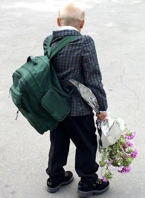 Это наиболее реальная картинка, сразу видно, не легка ноша... 