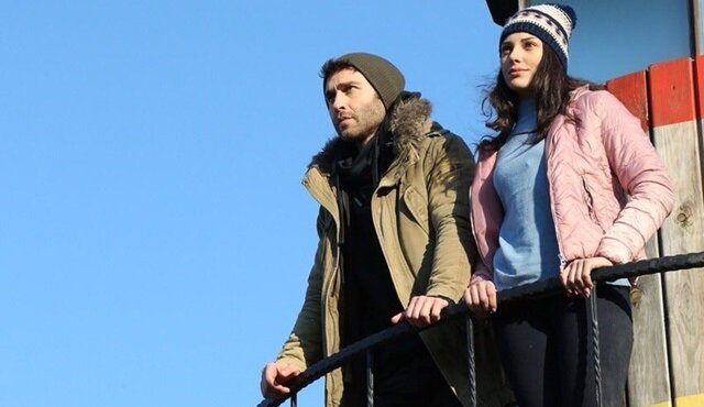 Достаточно одного дыхания. Хватит одного дыхания фильм 2017. Хватит одного дыхания фильм 2017. Дыхание фильм 2017. Хватит одного дыхания турецкий фильм.