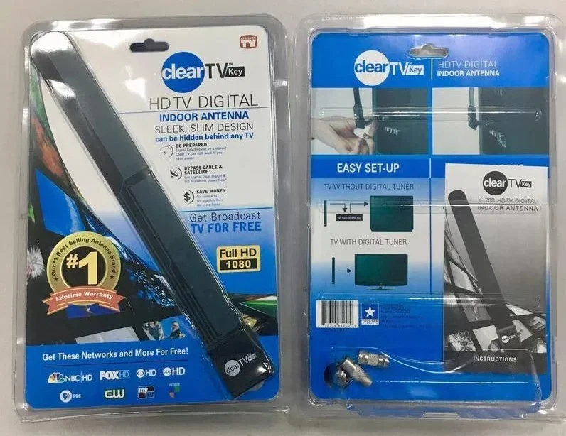 Наши две антенны. Фотографировали на почте.