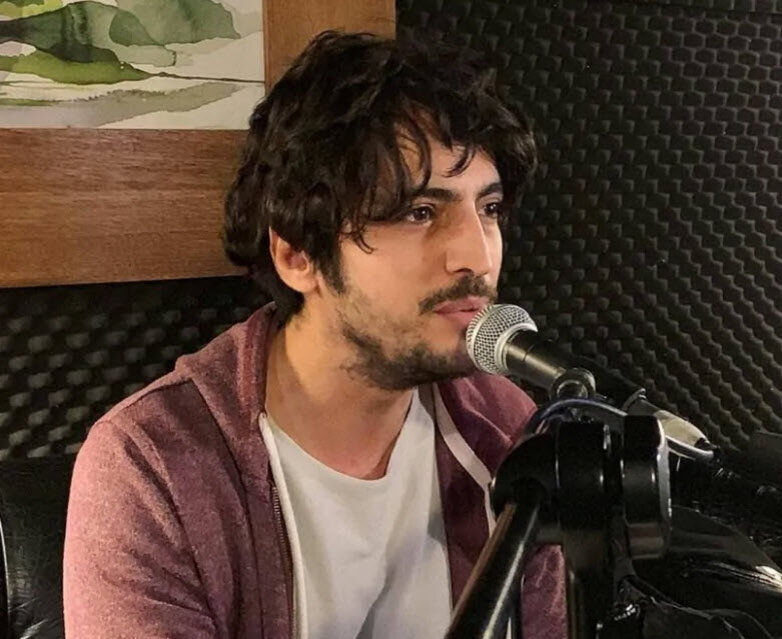 Танер Олмез дает  интервью