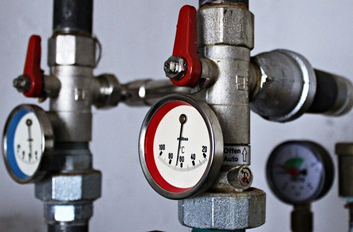 Сложнее всего провести опрессовку труб в частном секторе республиканского центра