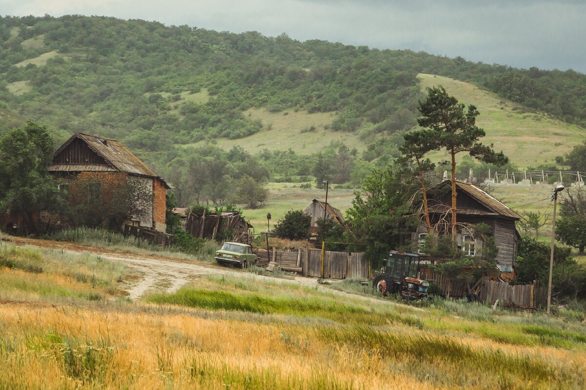 Погода село белогорское. Белогорское Саратовская область. Белгородское село Саратовская область. Белогорский деревня. Охуд (село).