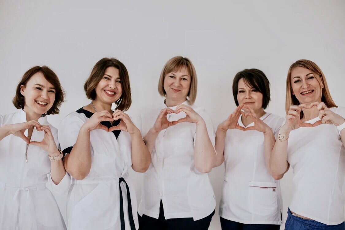 Акушерки АсНА