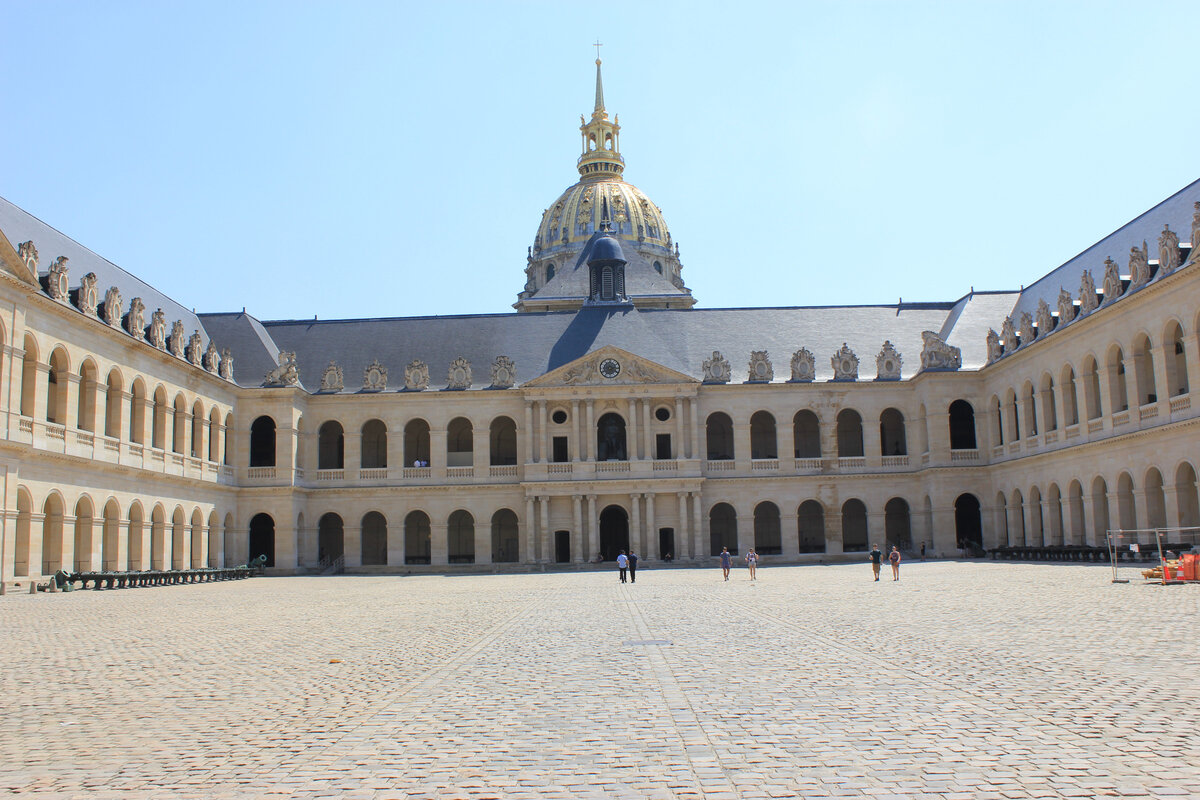 Дом Инвалидов. Музей Армии.