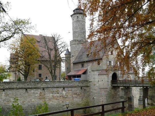 Крепость Альтенбург является неприступной цитаделью, расположенной в Бамберге на самом высоком его холме.