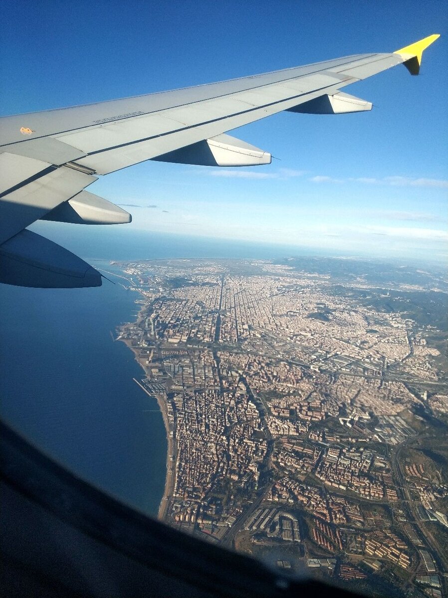 Москва и самолет