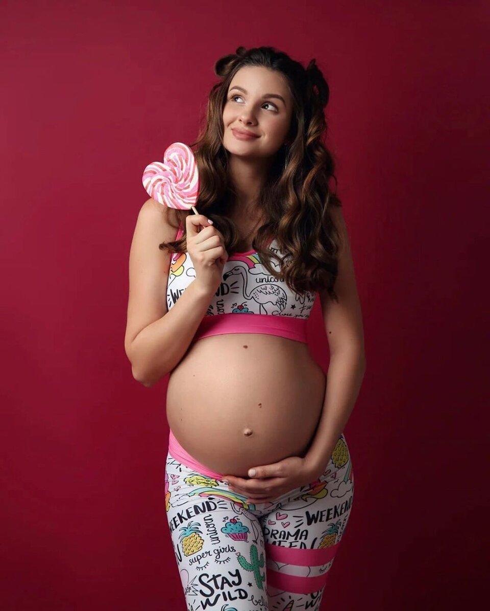 Pregnant vicky. беременная vicky. беременная на последнем сроке. беременная vicky. прегнант викки.
