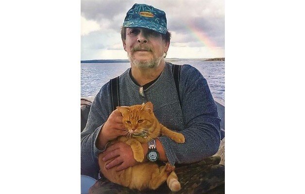 Чем лучше погода – тем отвратительнее новости. Лес и речка, кусты и цветы настраивают на возвышенный лад, мессенджеры и СМИ так и норовят окунуть в помойку. Что делать с этим неустранимым противоречием?
#пригород #колонка_редактора #гоген #новости #снт #снп #щукотерапия #тыква #новостинедвижимости 