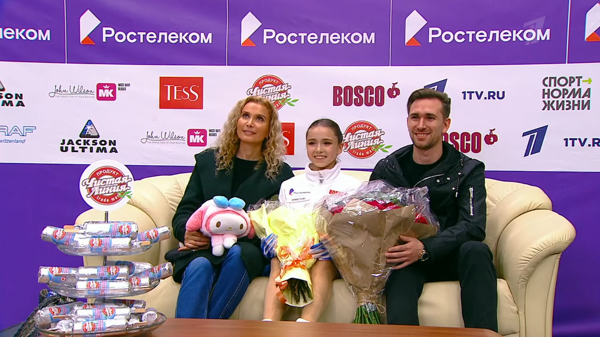 Камила Валиева. Этери Тутберидзе. Даниил Глейхенгауз. Фото: youtube.com