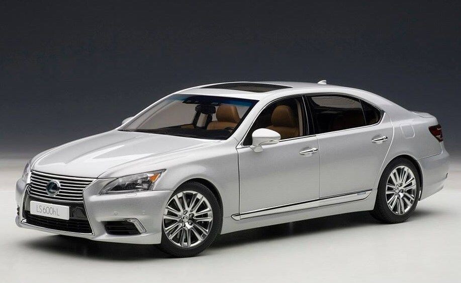 Lexus LS600HL без оборудования