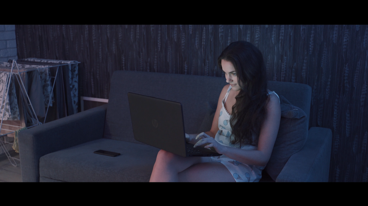 Кадр из фильма "ADVICE" (СОВЕТ)