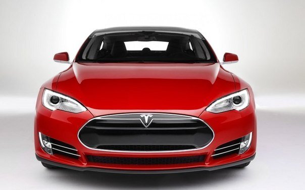 Лучший электромобиль Tesla Model S Signature perfomance