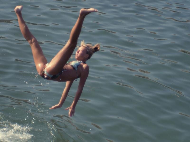 Девушка за "бортом отношений"