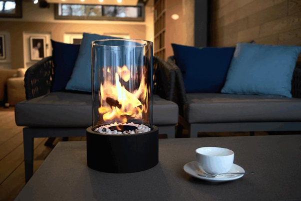 Рис.2. Настольный биокамин как изящное интерьерное решение  