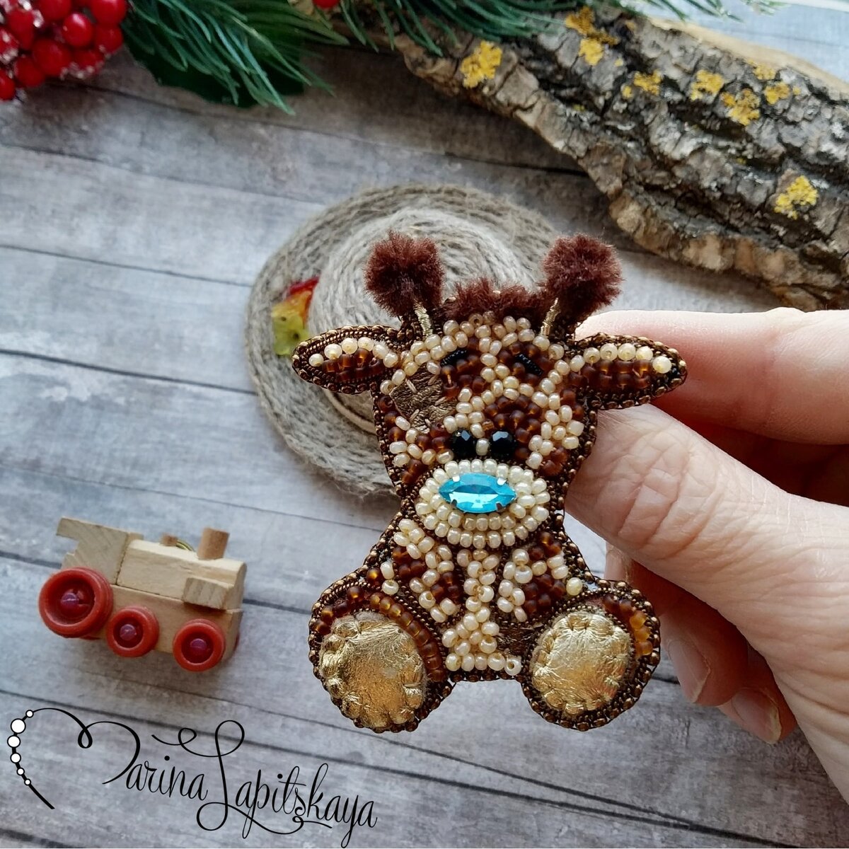 Брошь Мороженое из бисера. МК / DIY Beaded Brooch Ice cream