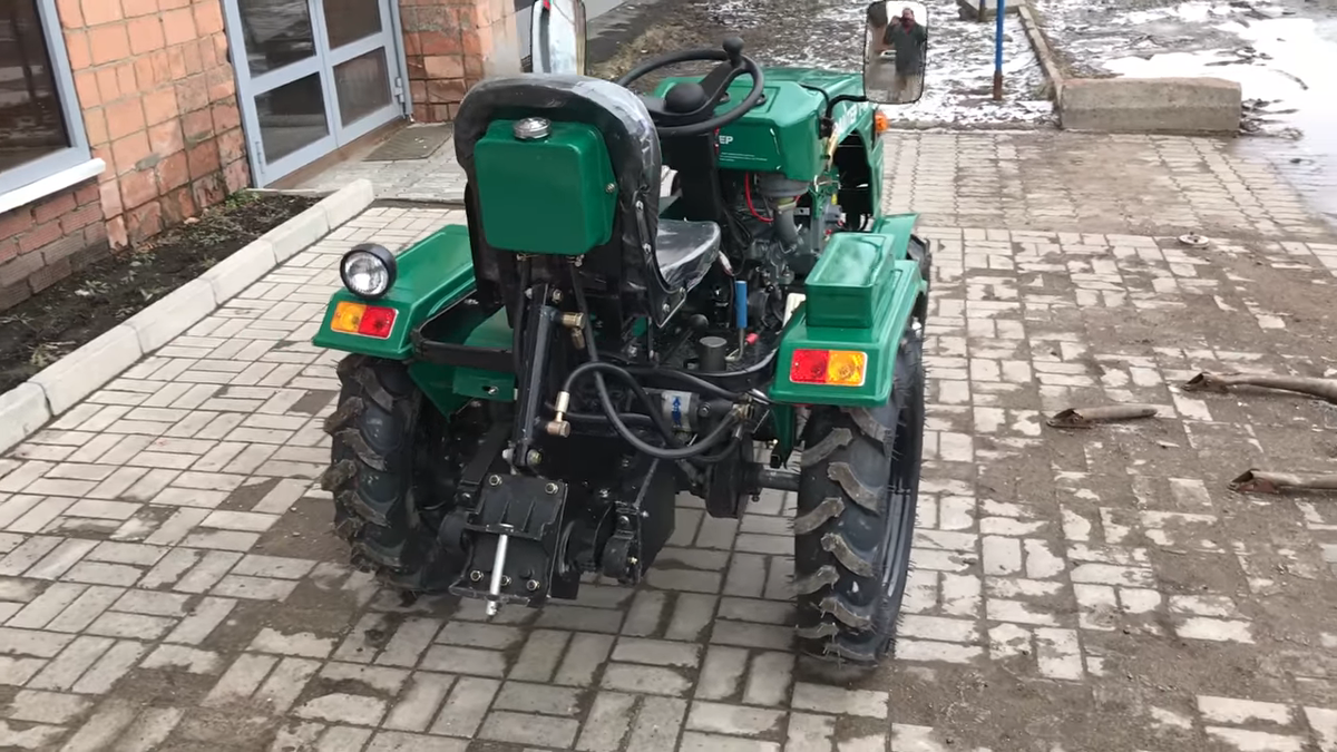 Задняя навеска