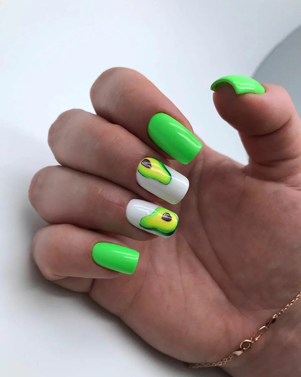 крутой маникюр авакадо