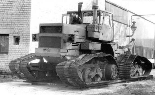 К-701 на гусеничном ходу