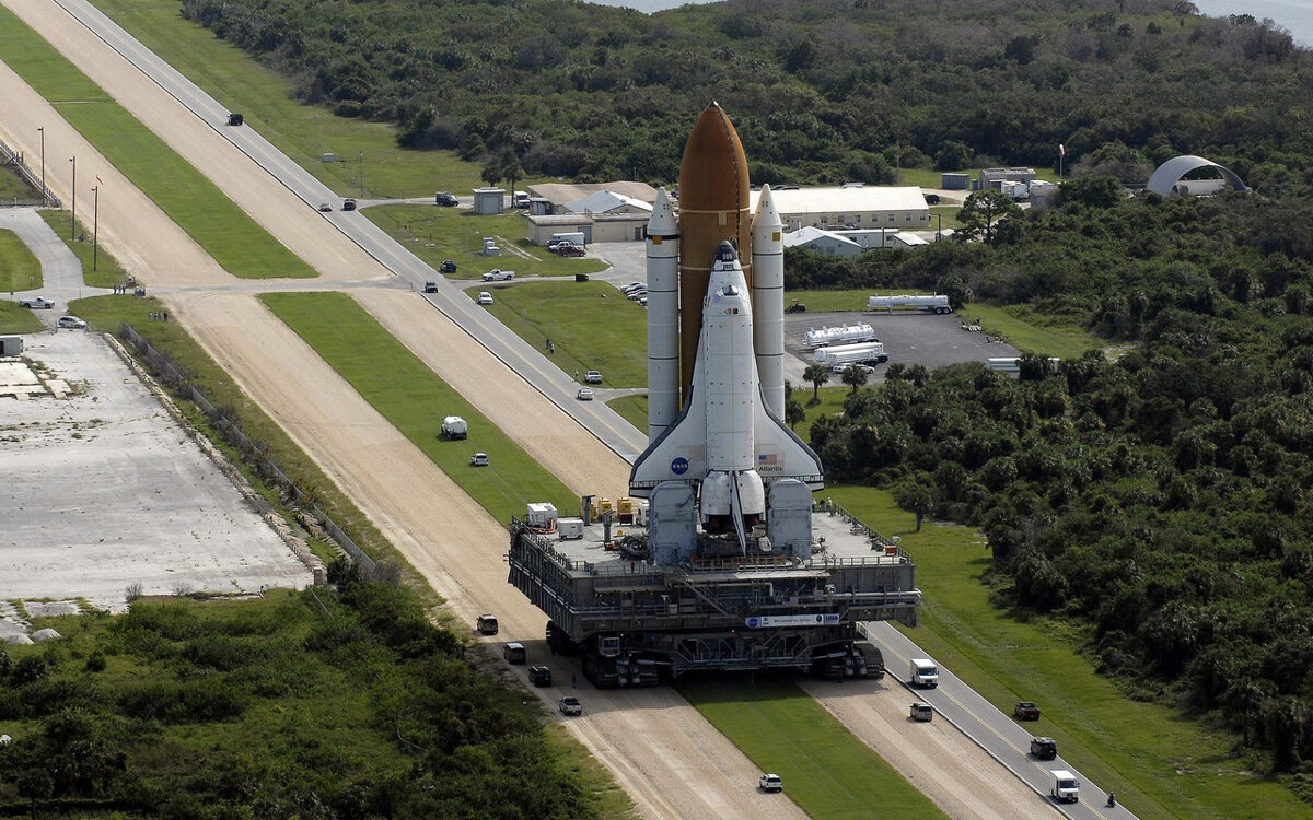 Amazon может себе позволить арендовать крупнейшие космопорты мира